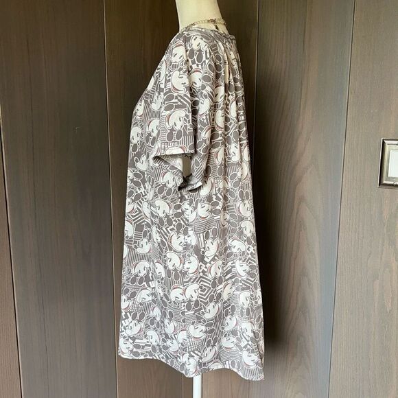 MICKEY MOUSE LuLaRoe Tee Scoop Neck 3XL - Picture 4 of 8